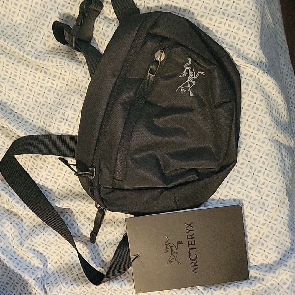 Arcteryx fanny pack small black